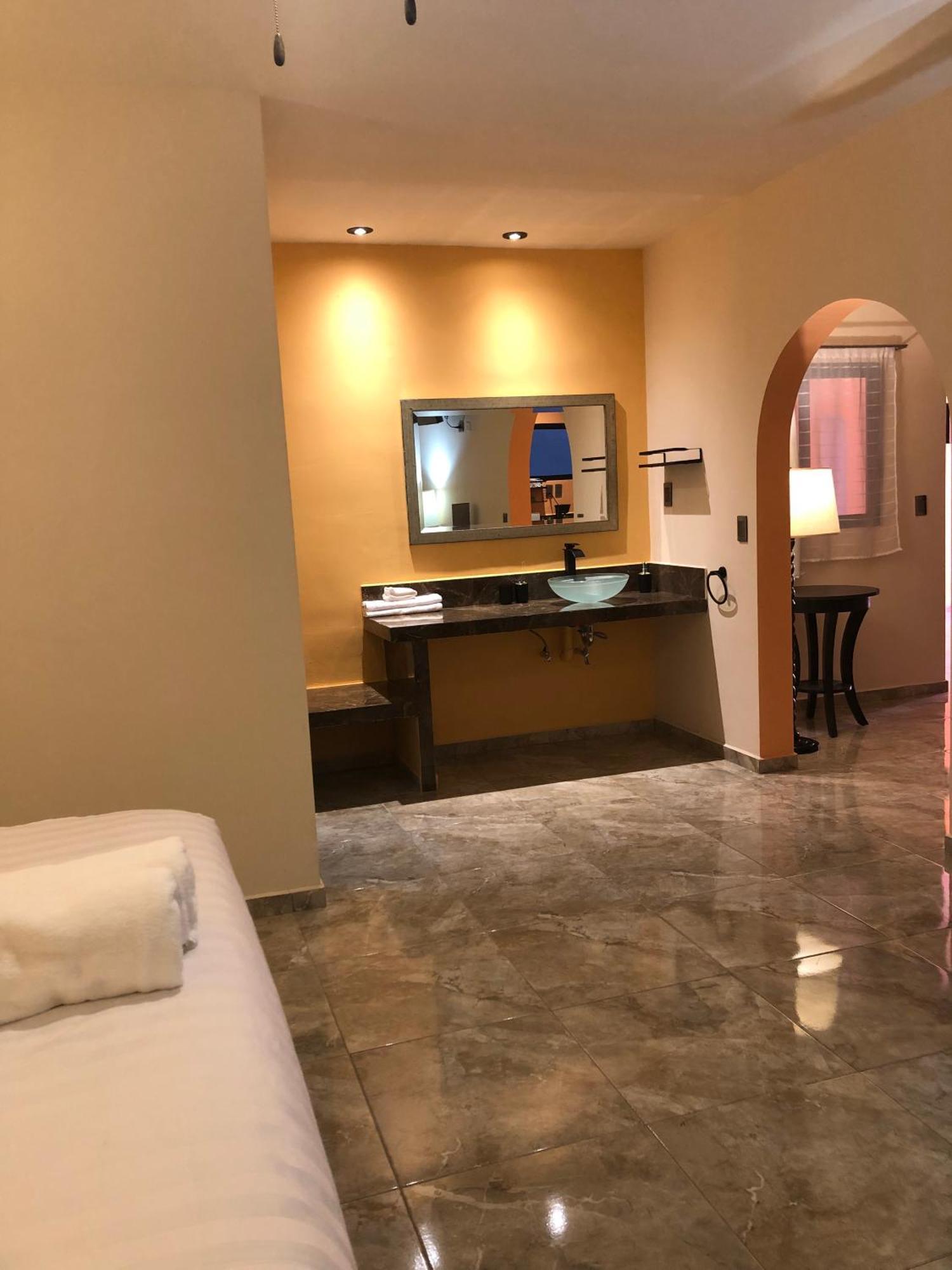 Tres Iguanas Apart Hotel - New, Cozy & Spacious Flats, Short Walk To Beach Loreto  Eksteriør bilde