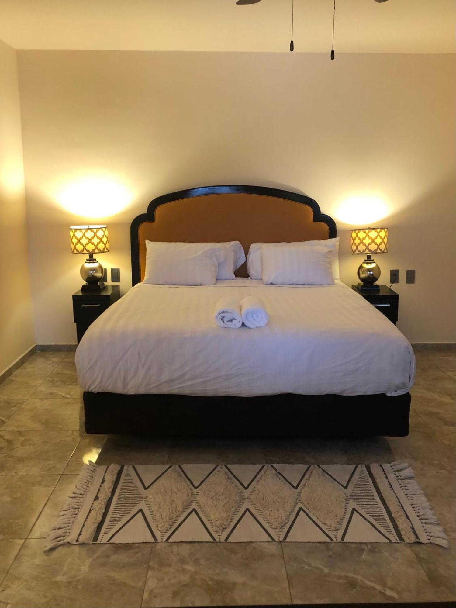 Tres Iguanas Apart Hotel - New, Cozy & Spacious Flats, Short Walk To Beach Loreto  Eksteriør bilde