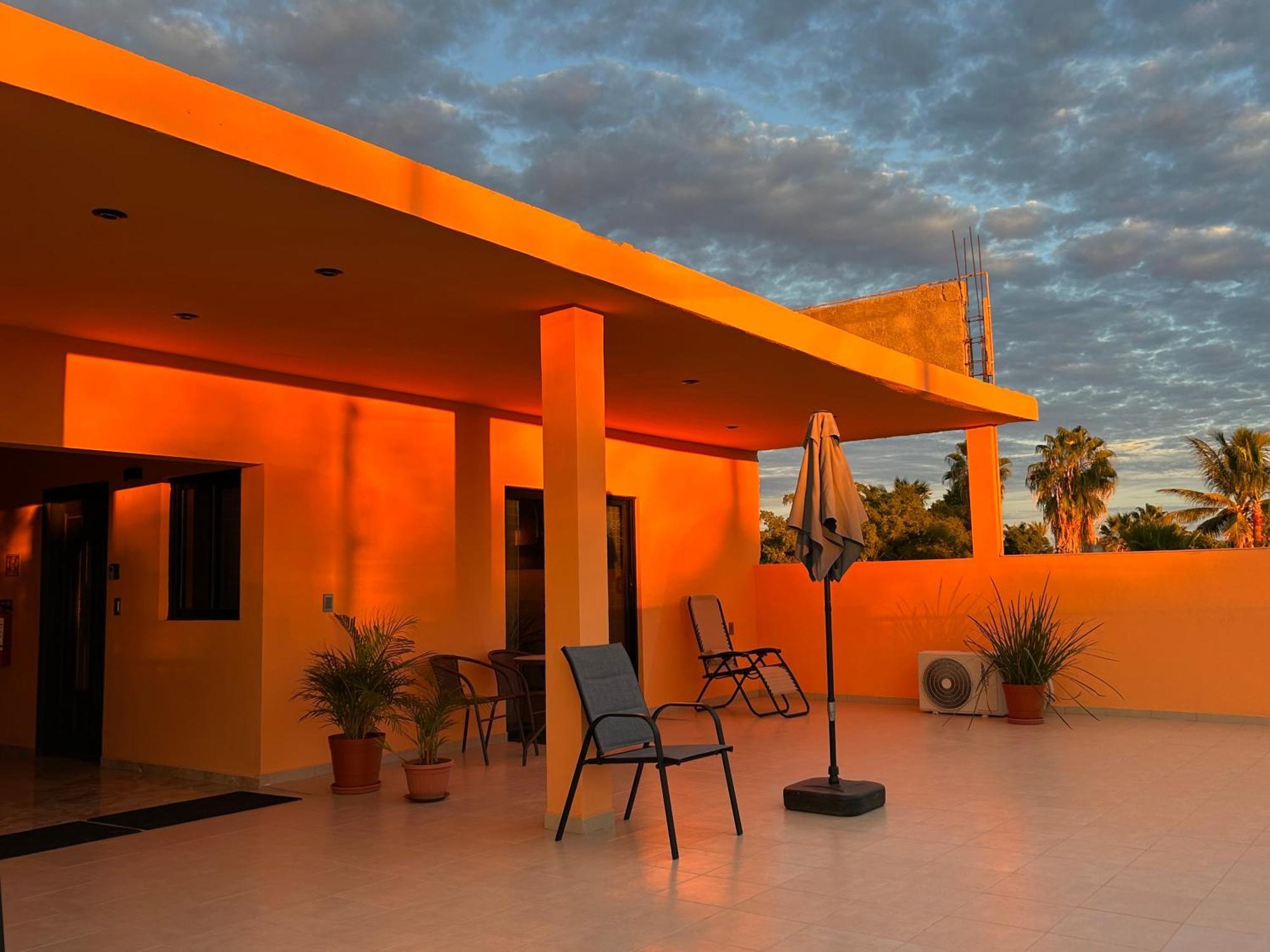 Tres Iguanas Apart Hotel - New, Cozy & Spacious Flats, Short Walk To Beach Loreto  Eksteriør bilde
